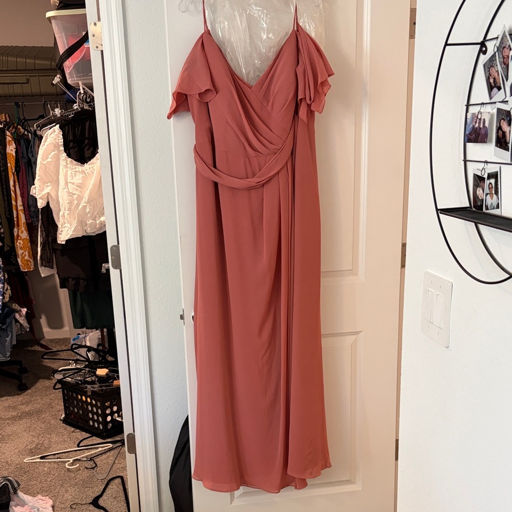 Watters Elegant Pink Formal Dress